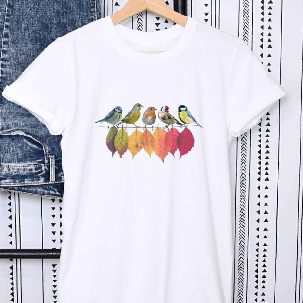 British Birds Autumn Leaves Nature Lover Gift Unisex T-Shirt